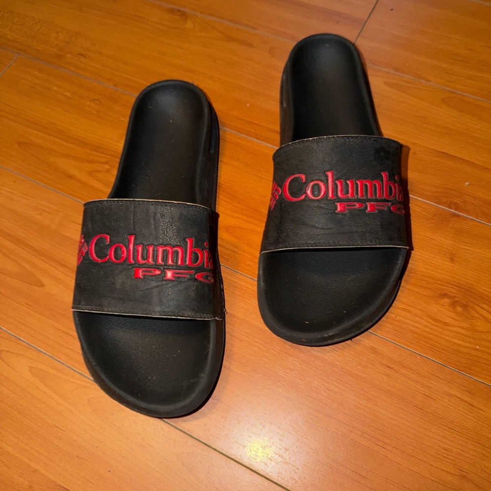 Columbia Black Slides with Red Logo